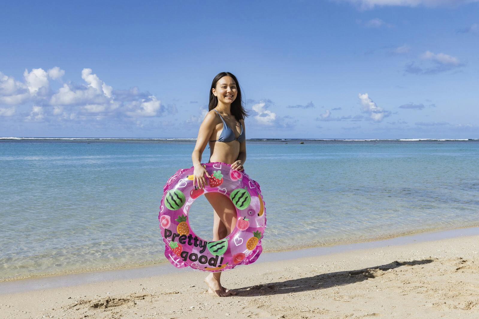 中高生以上のティーンに最適！な浮輪 カラフルペイント ウキワ 浮き輪