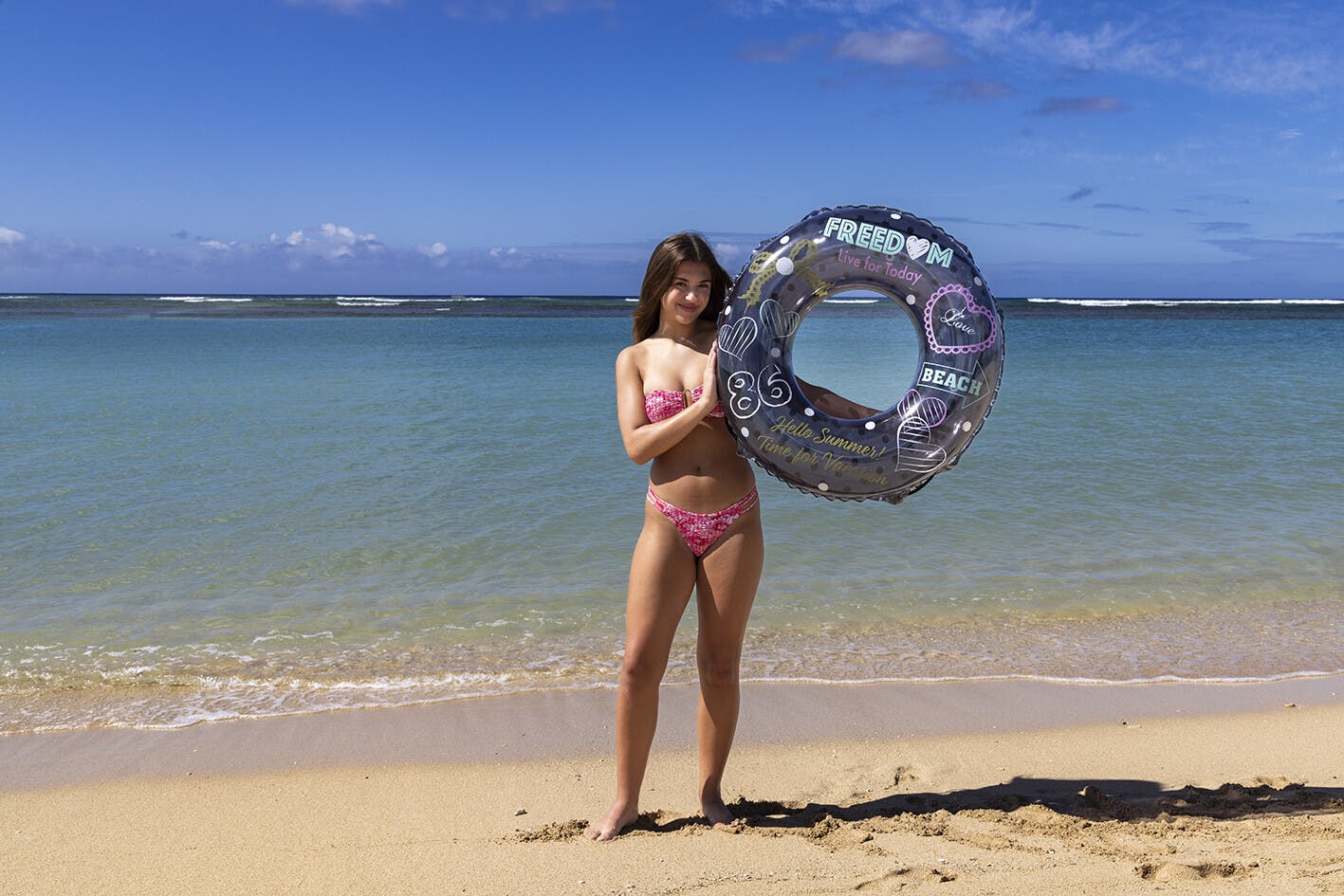 中高生以上のティーンに最適！な浮輪 フリーダム ウキワ 浮き輪 うきわ