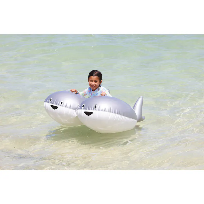 【水族館の人気者!フロート くっつきサカバン フロート】 ビーチ 海 プール グッズ 水遊び 幼児 子供 男子 大人 女子 #4970134550350 イガラシ