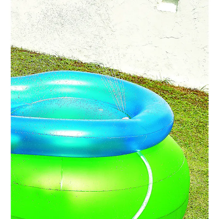 【プールで遊べるすべり台 ウォーターシャワースライダー】 プール グッズ 水遊び 幼児 子供 男子 女子 #4970134310381 イガラシ