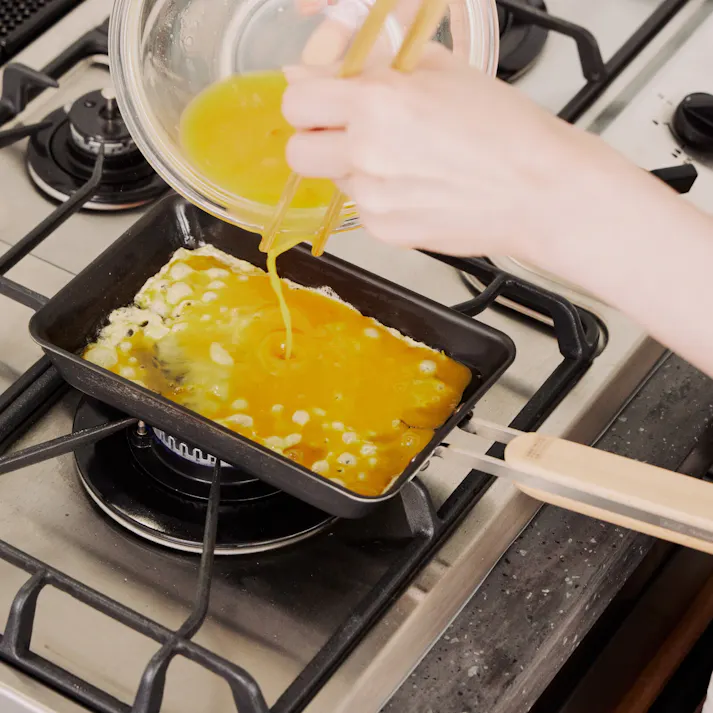 【日本製】enzo 鉄玉子焼き12 × 19cm 燕三条 EN-014 鉄製 玉子焼き器 #4903779134395 和平フレイズ