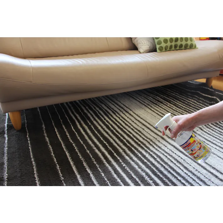 ヒバウッド 【4本組】 人にやさしくムシに効く!家中まるごとガード! 100%天然由来 業務用 病院・飲食店 約27種の害虫 アリ・ハエ・ダニ・ガ・カメムシ等 効果長持ち約90日 スプレー カーペット・畳・クローゼット・車・玄関先・網戸 #4589978832371 flife