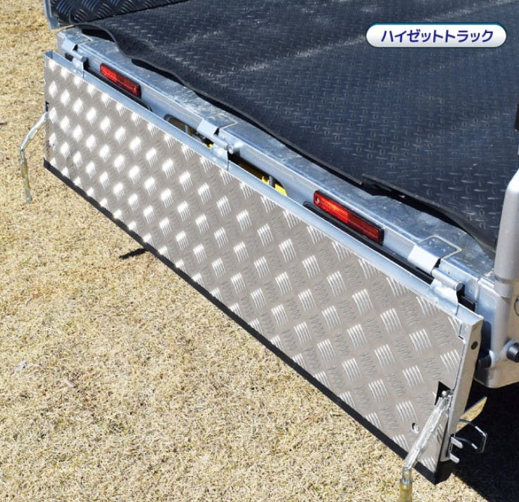 軽トラ アルミ縞板 荷台ゲートインナーパネル 3方SET ハイゼットジャンボ S510P(純正ゲートプロテクター付車両用) 軽トラ ハイゼットジャンボ  S510P 荷台ゲートインナーアルミ縞板パネル 3枚＋純正ゲートプロテクター(黒ゴム)SET □軽トラ ハイゼットジャンボ S510P(純正 ... ☆軽トラ ハイゼットジャンボ S510P(純正ゲートプロテクター付車両用) 荷台ゲートインナーパネル アルミ縞板 3枚SET