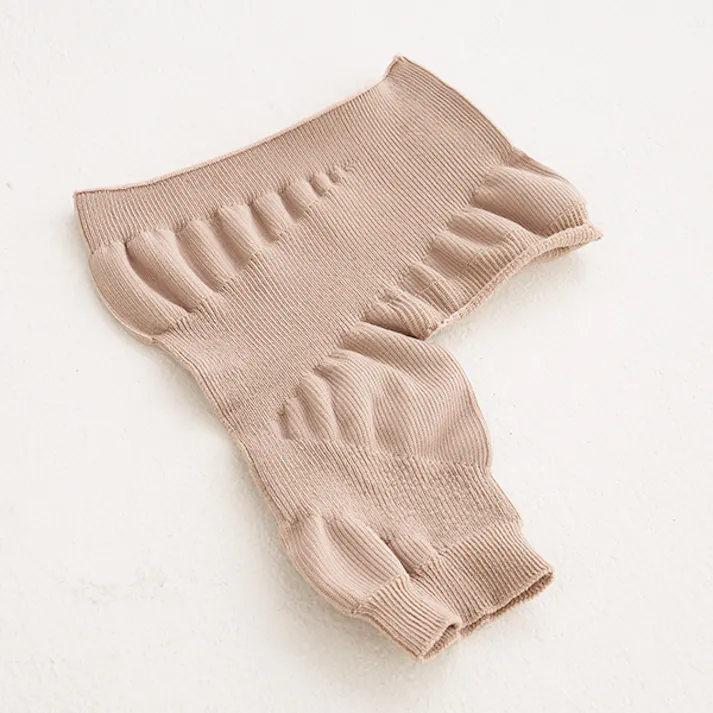 【無縫製 国産股関節サポーター L-LL 2枚セット】 ちあふる 股関節部分を中心に腰回り、足回りに配置されたテーピングラインでがっちりと股関節まわりをサポートするので、立ち上がりも、歩行もらくらく!歩行サポート 薄手 左右兼用 日本製 JAN:4580372172889