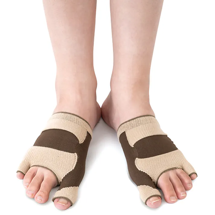 【無縫製 国産外反母趾サポーター(左右1組) 2枚セット】 ちあふる 綿混爽快!テーピングラインが足指をグッとサポート。薄手で無縫製だから自然な着用感。靴下の重ね履きOK JAN:4580372172209