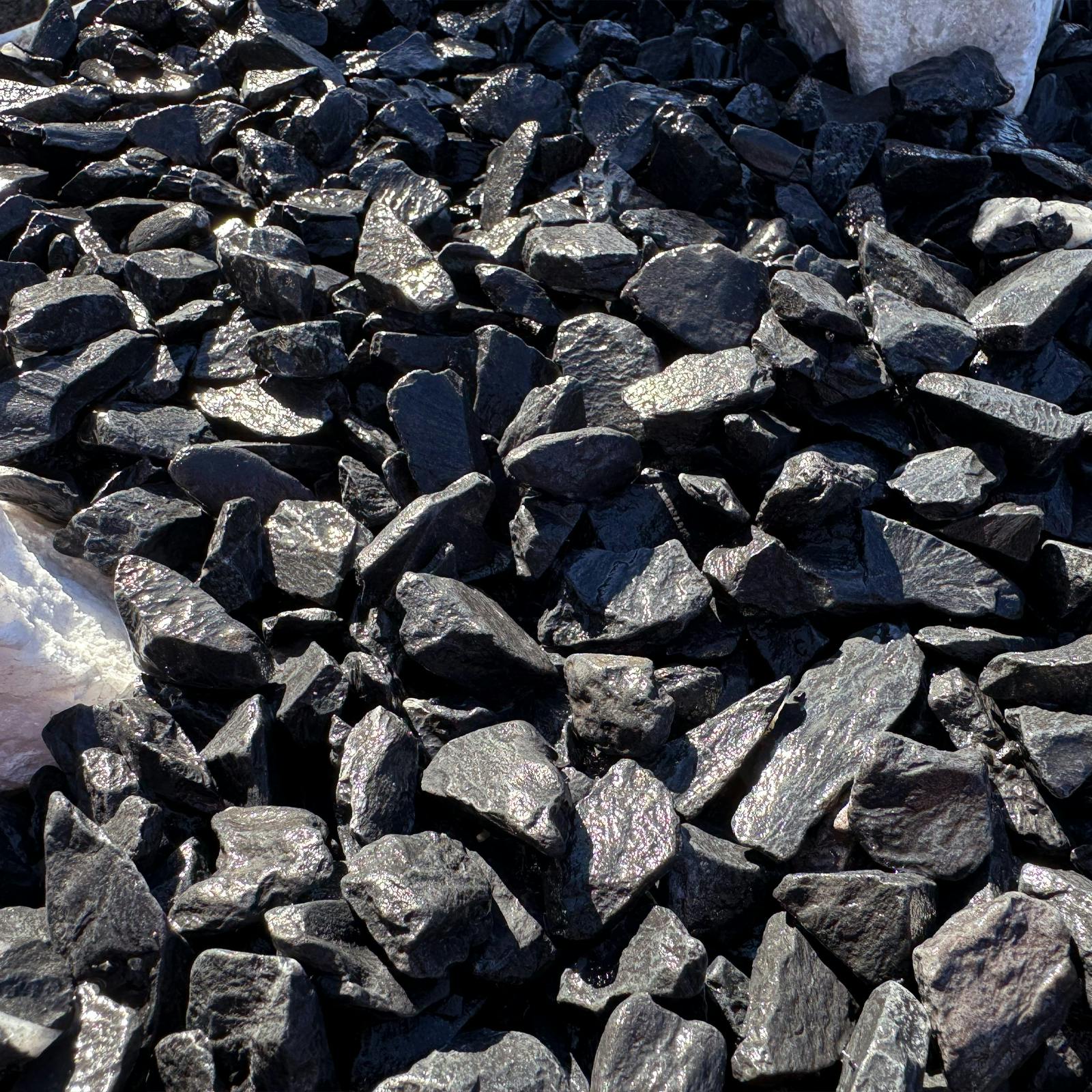 黒石さん^^さん専用 TAIKOH アッシュブラック 5分 15-20mm 10kg 化粧砂利 グレー 黒