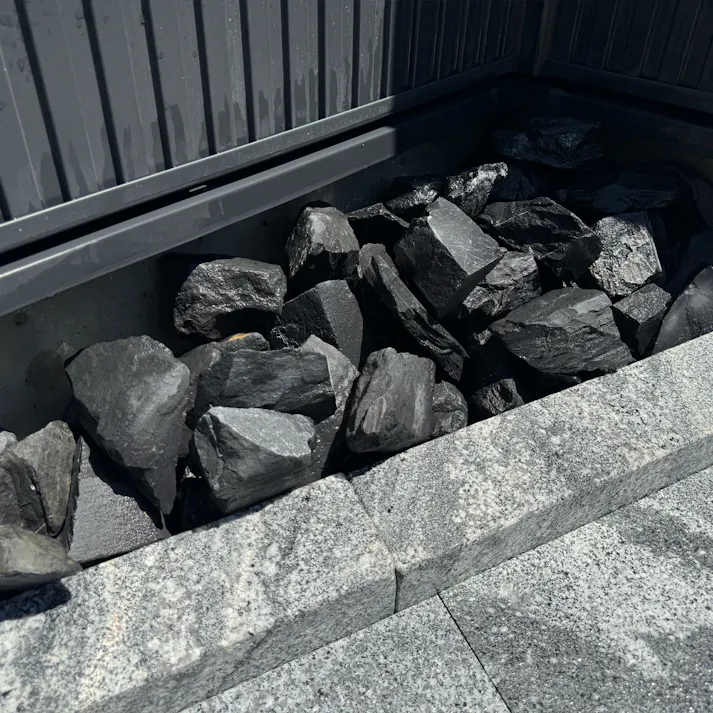 TAIKOH アッシュブラックロック 90-120mm 20kg 天然大理石 ロック 景石 ブラック 黒 割栗 中