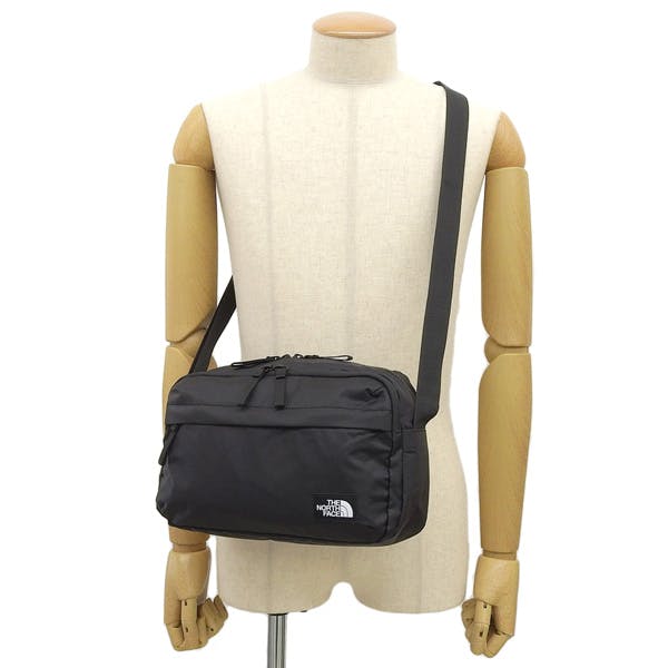 THE NORTH FACE ブラックバックパック ザ・ノース・フェイス THE NORTH FACE バッグ （ブラック） sie