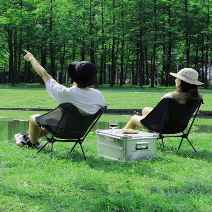 アウトドア 折りたたみチェア アウトドアチェア 折りたたみ 枕付き 超軽量 【耐荷重200kg】 キャンプ椅子 コンパクト イス ハイバック 椅子 収納袋付属 お釣り 登山 携帯便利軽量キャンプチェア