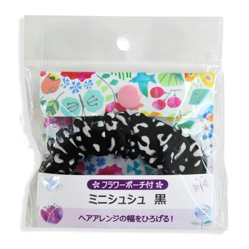 〈user_c7d7d101〉4点 黒 ピンクフラワーミニポーチ他 ハート/リボン/ニット/フラットポーチ（ポーチ）｜Flowering