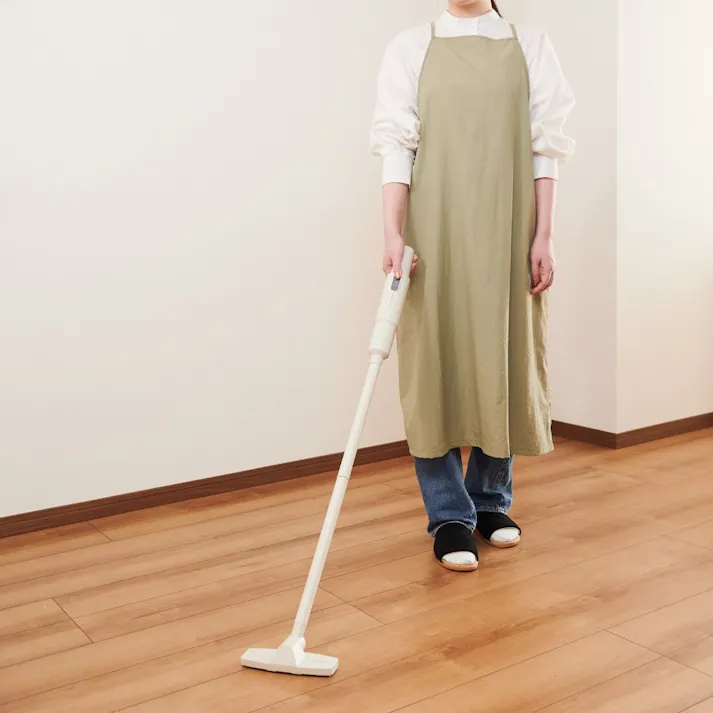 キャミワンピエプロン エプロン キャミソール ワンピース キャミワンピ 肩ひも 調節 おしゃれ プレゼント ギフト 母の日 はっ水 撥水 kurasso クラッソ ピンク