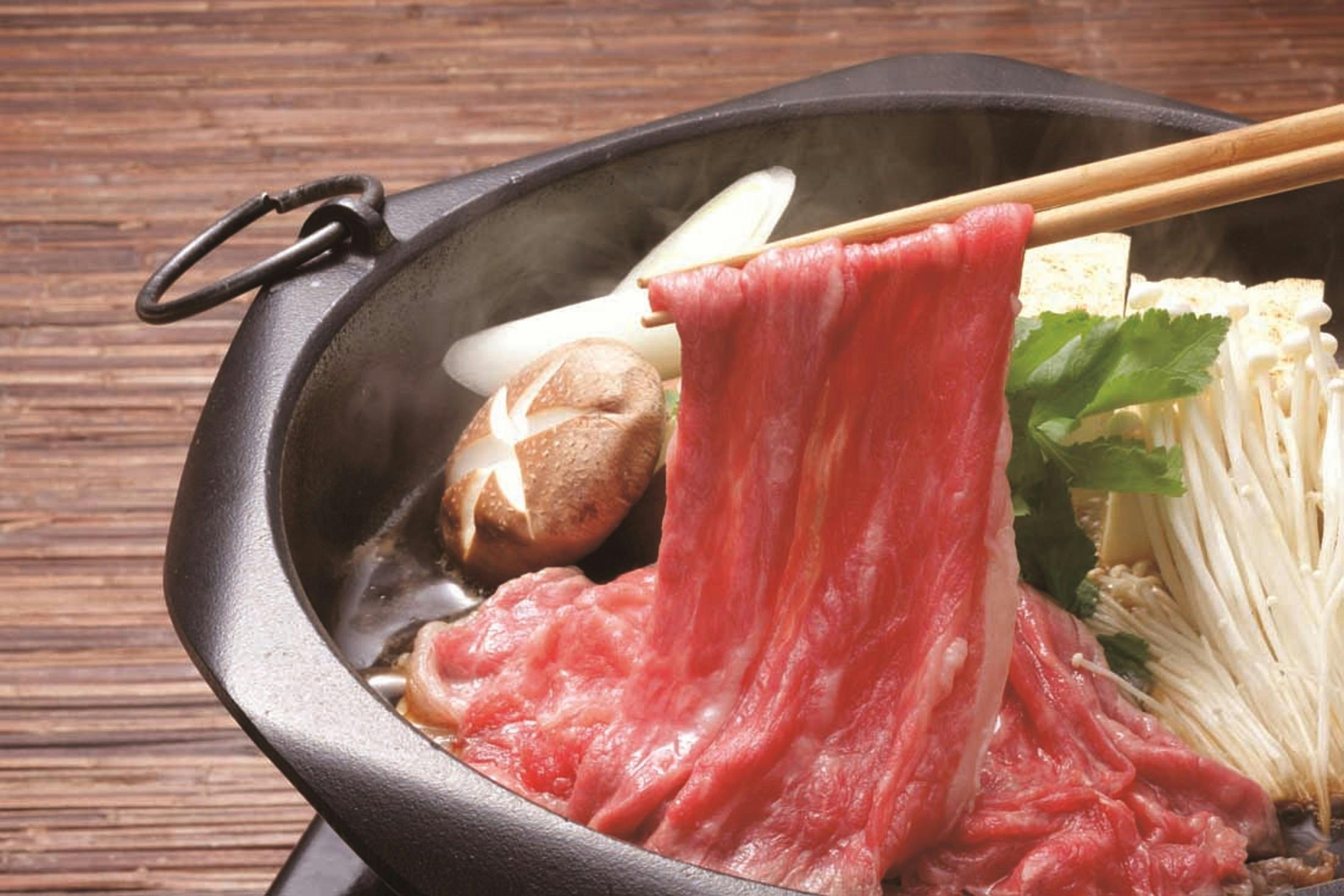 佐賀牛すき焼き しゃぶしゃぶ (モモ・バラ300g) 送料込み 食品 #130541 その他食品 佐賀牛すき焼き しゃぶしゃぶ (モモ・バラ300g) 送料込み 食品 #130541 その他食品