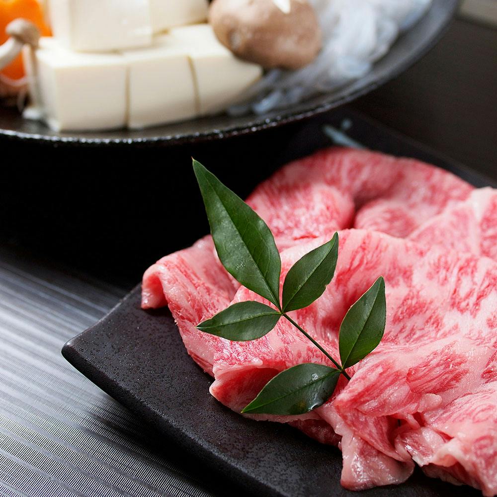 滋賀 「徳志満」 近江牛すきやき 600g (モモ・バラ) 送料込み 食品 #2400001 その他食品 滋賀 「徳志満」 近江牛すきやき 600g (モモ・バラ) 送料込み 食品 #2400001 その他食品