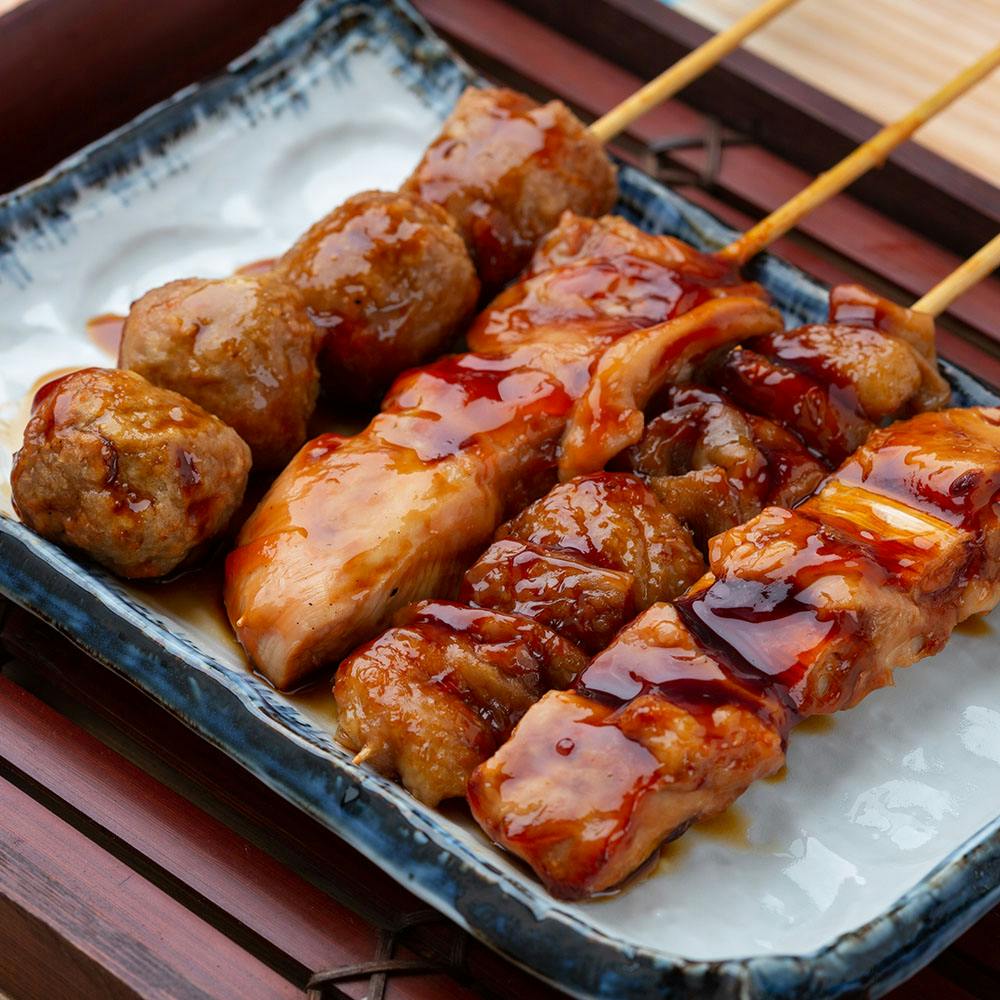 冷凍】国産焼鳥盛り合わせ（タレ付加熱済タイプ） B 送料込み 食品