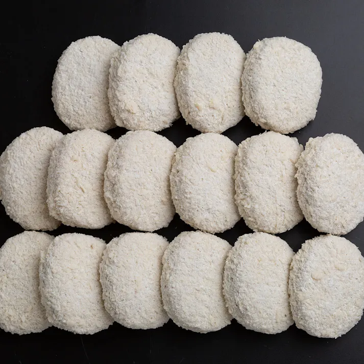 【冷凍】大阪 「洋食Revo」 黒毛和牛メンチカツ (16個) 送料込み 食品 #7240040