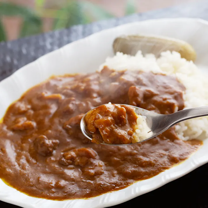 【常温】大阪 「洋食Revo」 和牛すじカレー(レトルト200g×6箱) 送料込み 食品 #7240080