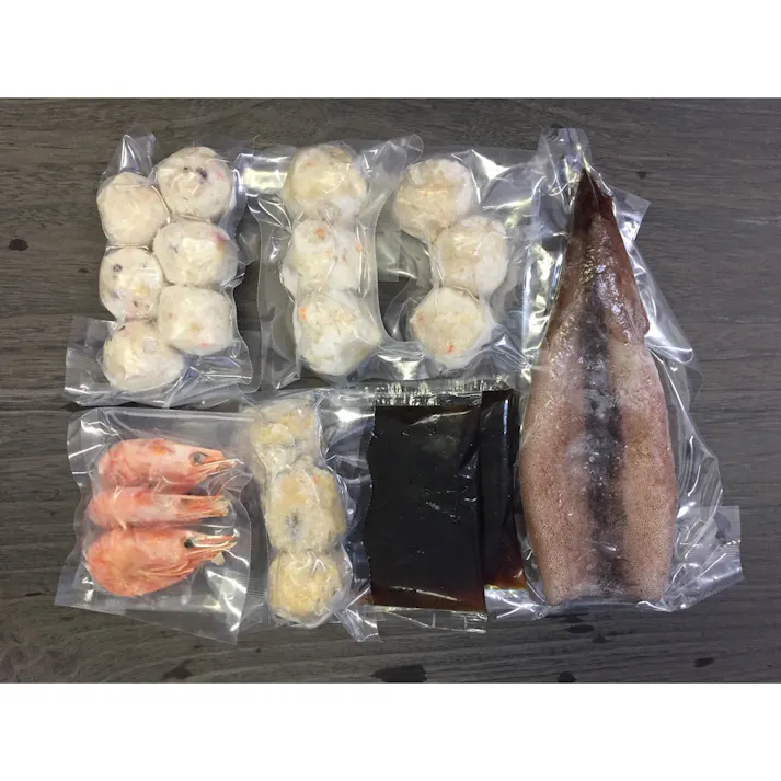 【冷凍】北海道 海鮮つみれ鍋 Aセット(かに入×3、えび入×3、とりごぼう×3、たこ入×6、海老×3、いか×1) 送料込み 食品 #80260
