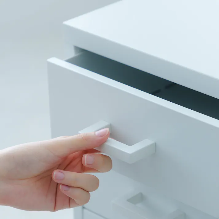 【くらしのストレージワゴン3段(ホワイト/白)】 幅28×奥行44.5×高さ48cm オフィス デスク ワゴン スチール キャビネット サイドワゴン 収納 引出し モダン インテリア 事務所 会議室 書類収納 省スペース 組立品