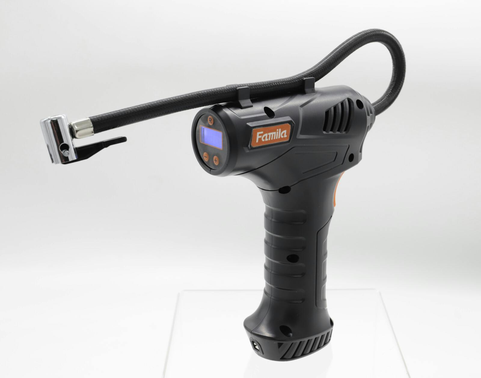 商品電動エアコンプレッサー AC/DC対応 充電式コードレス電動エアーコンプレッサー ACアダプター付き 送料込み