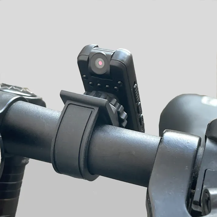 液晶モニター付きドライブレコーダー 32GBマイクロSDカード付き 送料込み #flife-4589978107615