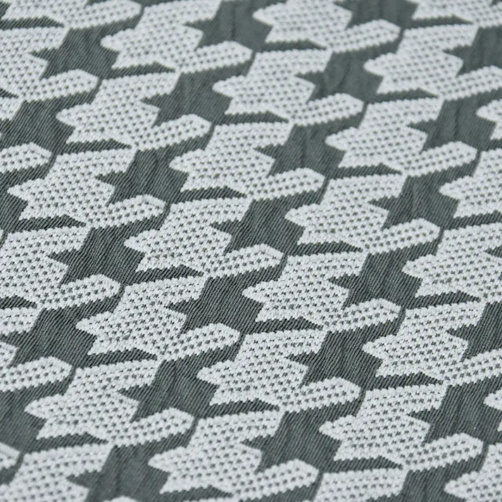 ソファーカバー 1人掛け 2人掛け 3人掛け ストレッチソファーカバー 送料無料 ベージュ ブラウン グレー 千鳥柄 ひじ掛けあり ひじ掛けなし 取り付け簡単 ストレッチ素材 洗濯可 スペイン製