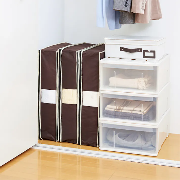 【炭入り消臭羽毛布団収納ケース シングル タテ型 S A-02 お得な3個セット】 ちあふる((約)65×50×15cm(シングル羽毛布団1枚)) 羽毛布団収納 タテ収納 消臭 炭加工 3層構造 透明窓 幅広テープ クローゼット 見える収納 JAN:4989409098824