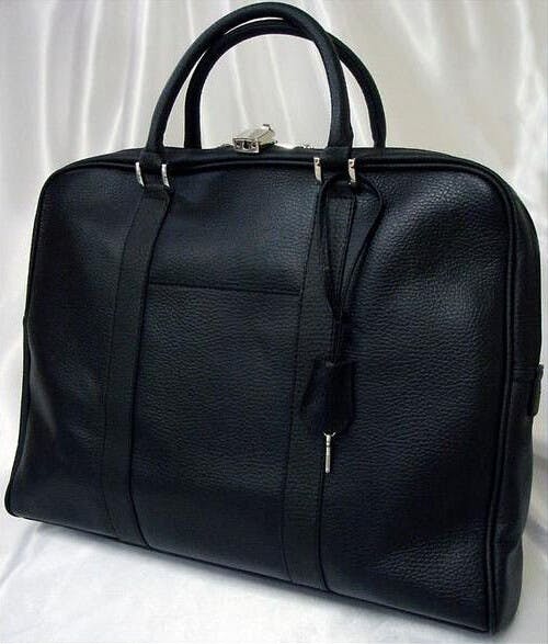 牛床革（エンボス加工）南京錠付きビジネスバッグ AN-85BK【MOMO