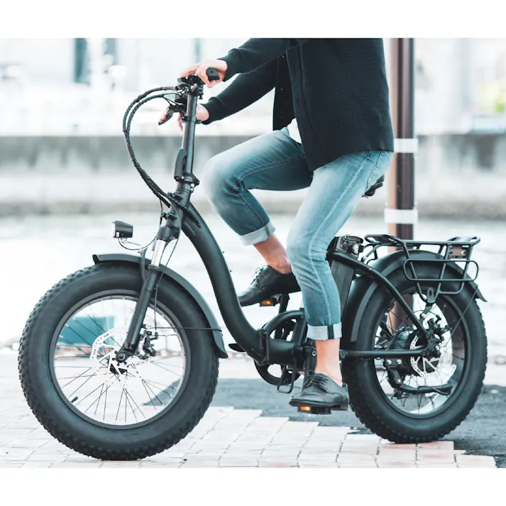 型式認定取得・公道走行可能!ファットバイクタイプ電動アシスト自転車:FAT-01(カーキ)