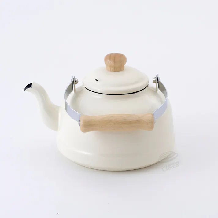 富士ホーロー ビームス シンプル ケトル ホーロー 2.3L IH対応 BMS【やかん IH 200V対応 直火 調理器具 琺瑯 ホーローケトル レトロ キッチン用品 Clocca】 バニラ