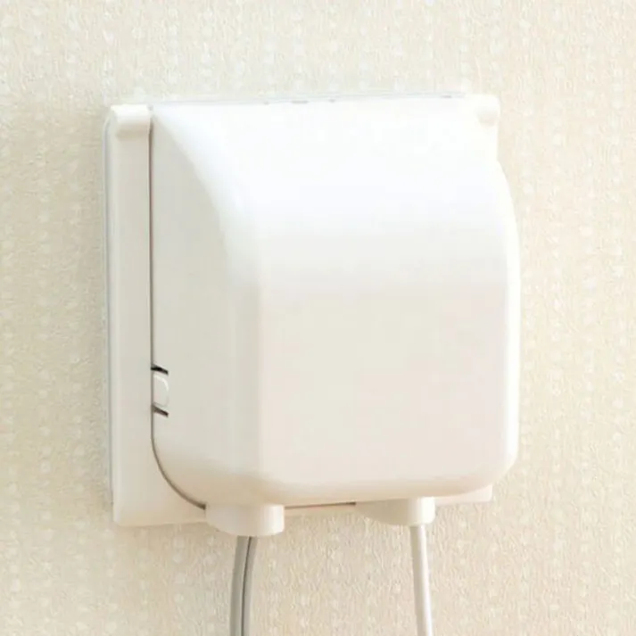 リッチェル ベビーガード コンセントフルカバー2連R ×1点【送料込み】 #4973655215241