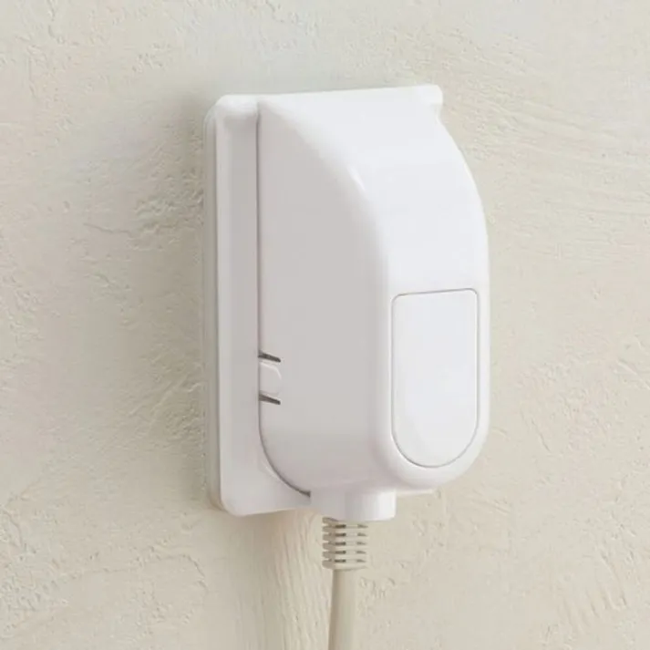 リッチェル ベビーガード コンセントフルカバーR ×1点【送料込み】 #4973655215234