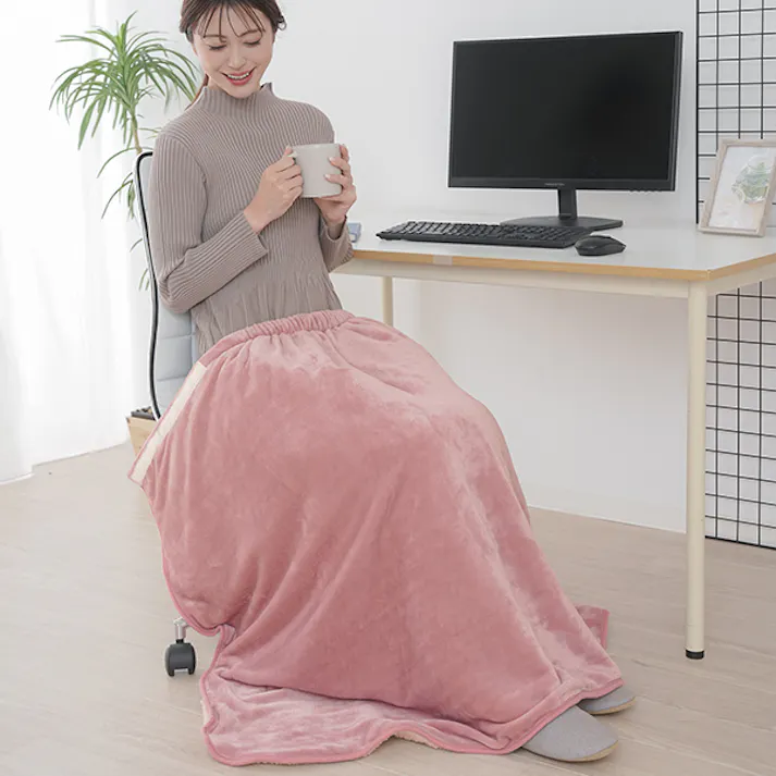 【HOTαアルミ入り腰巻きブランケット ピンク 約140×90cm】 ちあふる 吸湿発熱 アルミ反射 3WAY ひざ掛け/腰巻/ポンチョ スナップ調整 JAN:4571414696272