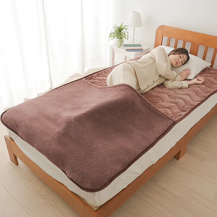 【HOTα蓄熱足ポケット付き敷きパッド ブラウン 100×200cm お得な2枚セット】 ちあふる 寝相が悪くてもOK!もう朝まであったか! 足の冷えが気になる方に 足ポケット 吸湿発熱 蓄熱 4層構造 丸洗いOK 取付簡単 ゴムバンド 冬の寒さ対策 JAN:4571414696388