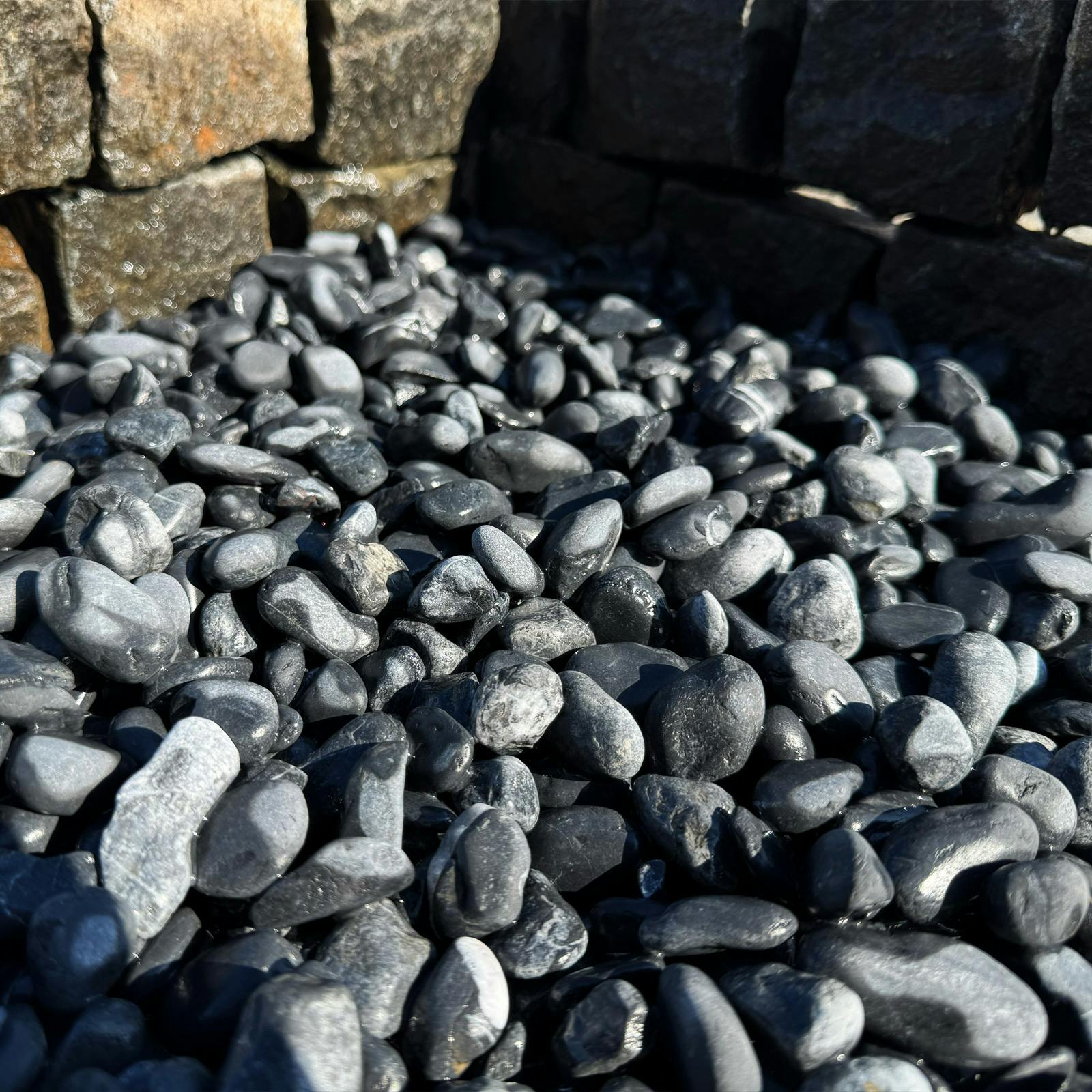 TAIKOH スモーキーブラック 5分 15-20mm 10kg 化粧砂利 黒 ブラック