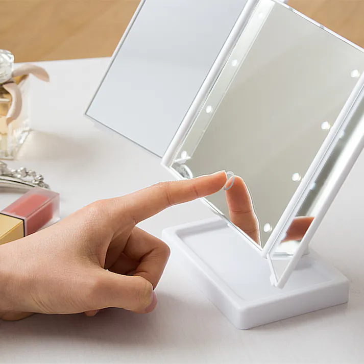 LEDライト付き 三面鏡卓上ミラー YLD-09/カラー:ホワイト/ 完成品 【送料込み】 #4979836882943