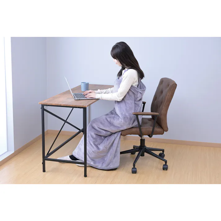 着る電気毛布 1枚3役!着たまま動ける電気毛布 ラベンダー エプロン型 肩紐で丈の調節可能 こたつみたい 2時間オフタイマー 電源自動オフ コントローラー付 ポケット ファスナー開閉 着て 広げて ごろ寝マットとしても 丸洗いOK(ネット使用) 【送料込み】 #4550533057928 flife