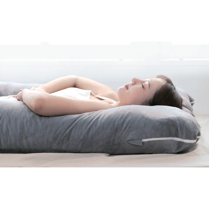 快眠U字型まくら/カラー:ライトグレー 様々な寝姿勢に対応 全身をサポート U字まくら ボリューム うつ伏せ・横向き・抱き枕など色々な寝姿勢でリラックスして快眠 カバー洗濯OK 授乳クッション 【送料込み】 #4570069747803 flife