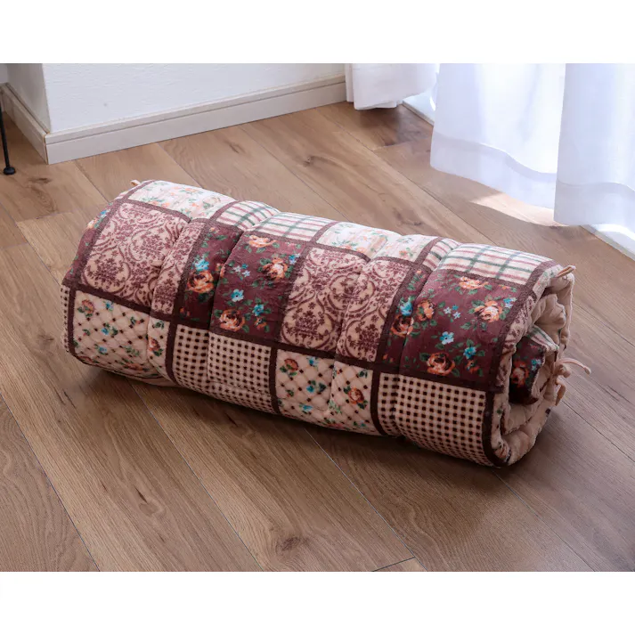 パッチワーク調あったか ごろ寝長座布団 1枚 /カラー:ブラウン お昼寝 ソファ クッション ワイド&ロング 男性にもおすすめ ループ&ひも付き 【送料込み】 #4534388423145 flife