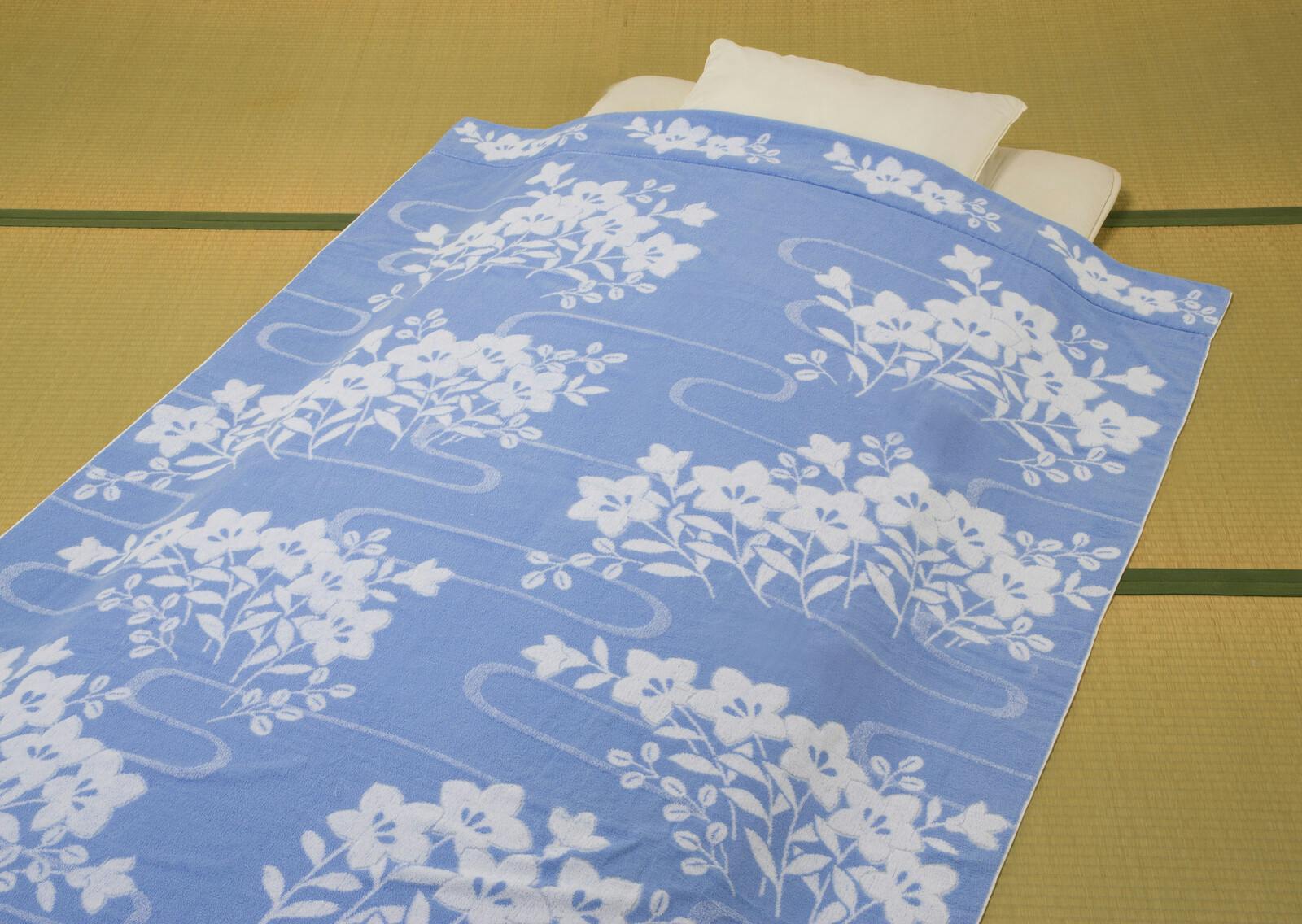 今治産桔梗柄ボリュームタオルケット 1枚 ブルー 【送料込み】 ＃4571551558310 flife