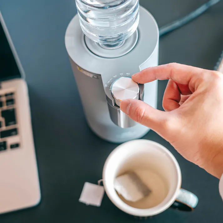 温度調整付きウォーターサーバー フラッシュウォーマー 【送料込み】 #4573306866886 flife