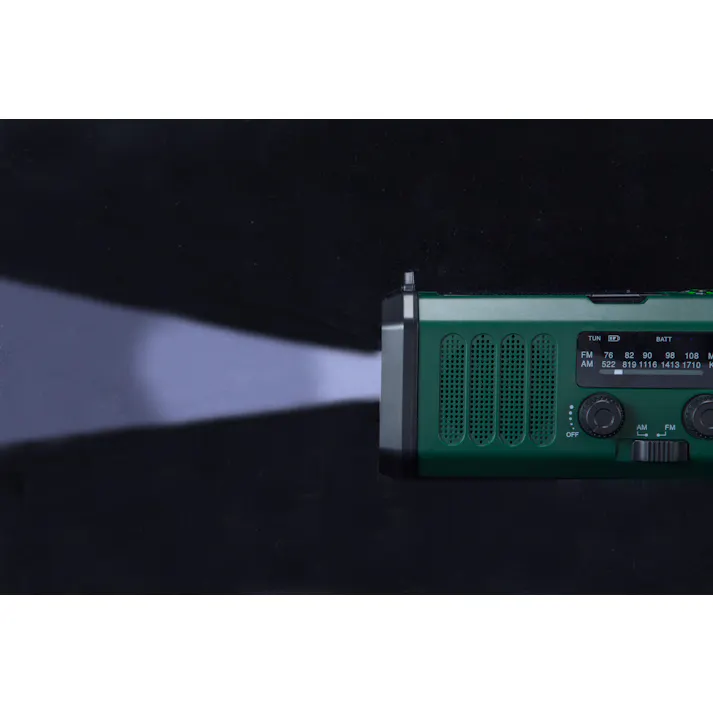 3WAY大容量10000mAh多機能防災ラジオ 【送料込み】 #4589978106144 flife