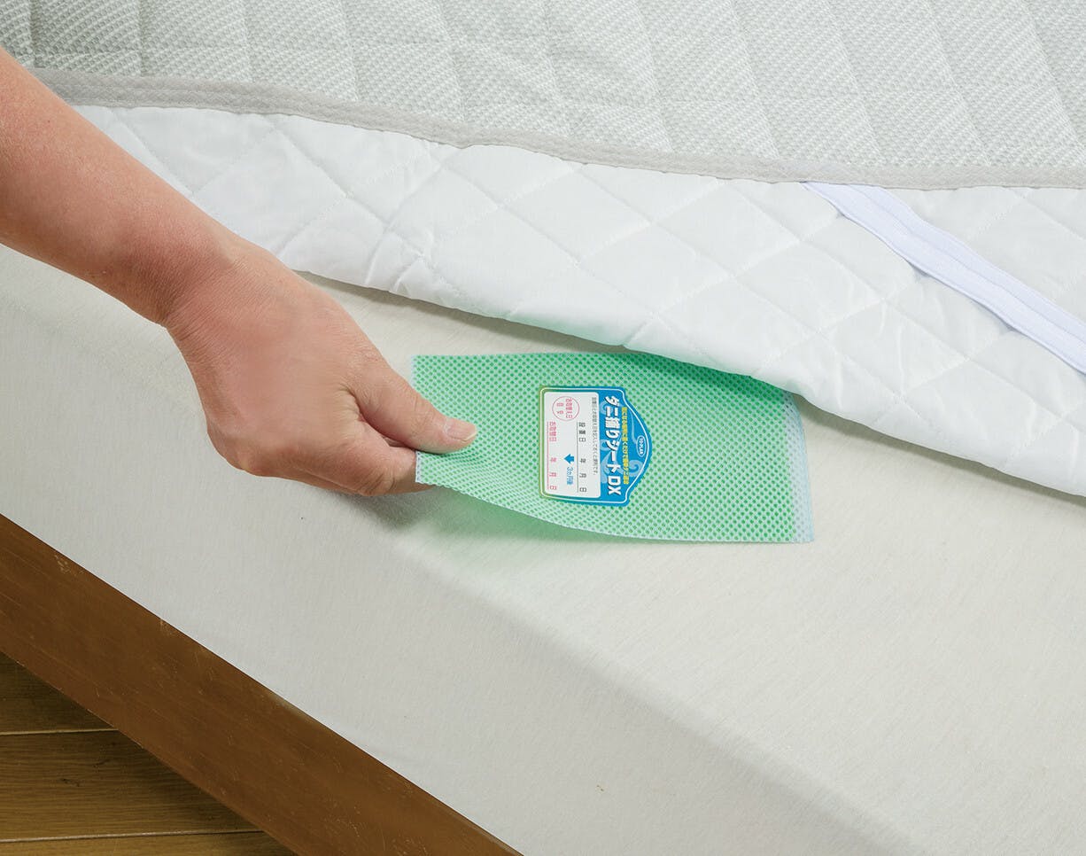 日本製 ダニ捕りシート 【30枚】  【送料込み】 ＃4949176055727 flife