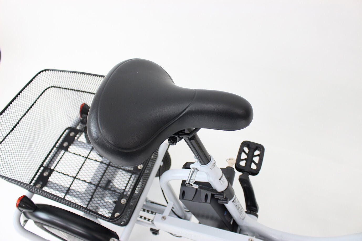 アシらくロータイプ電動アシスト三輪自転車 【送料込み】 ＃a31406