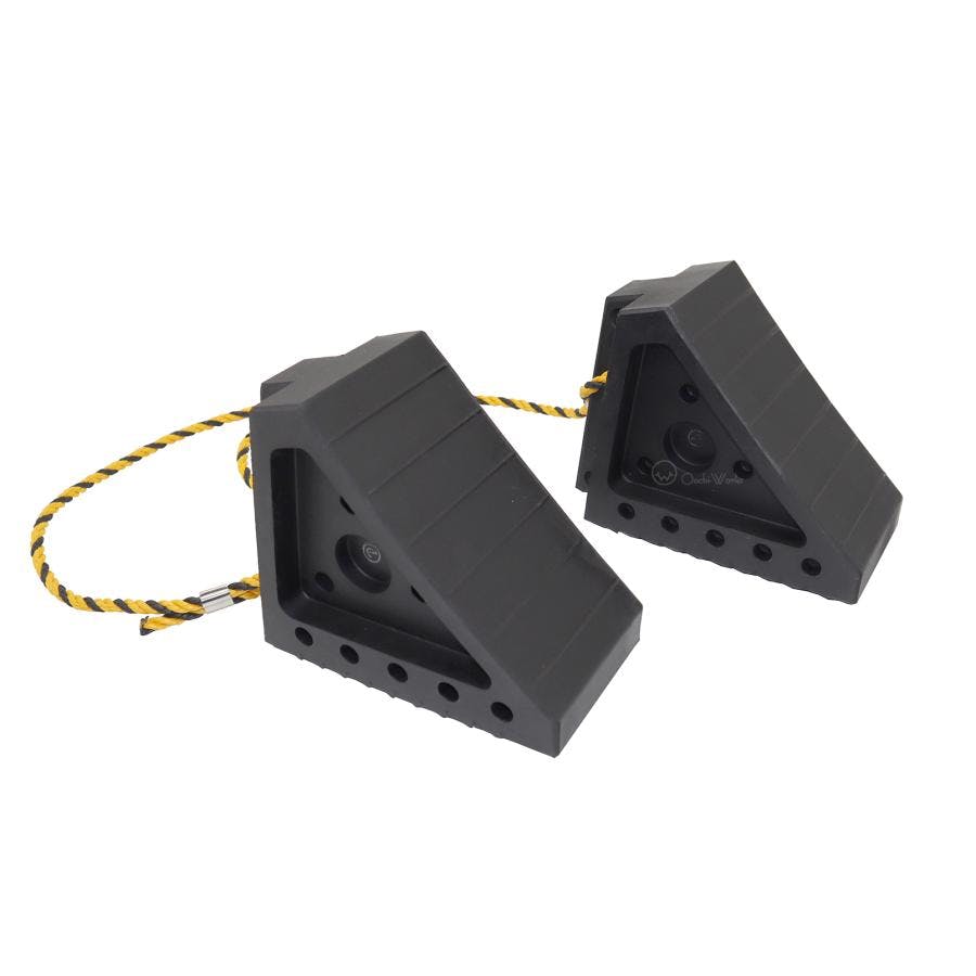 タイヤストッパー ゴム製 2個セット ロープ付き 軽トラック～4ｔトラックまで対応 車止め