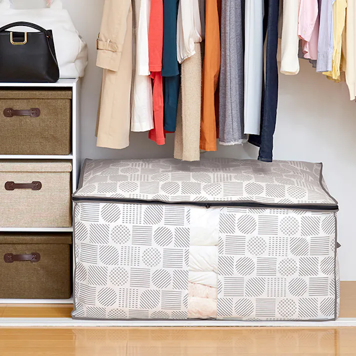 【布団・こたつ布団収納袋 北欧柄 A-02 2枚セット】 ちあふる ホコリを防ぎ、おしゃれに収納 落ち着いたグレーカラーでお洒落な雰囲気に 通気性のよい不織布製 中身がわかる透明窓付き JAN:4989409102576