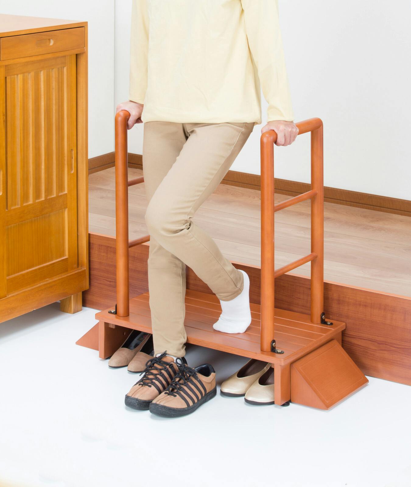 両手すり付き玄関台  【80cm幅】  【送料込み】 ＃4589978098357 flife