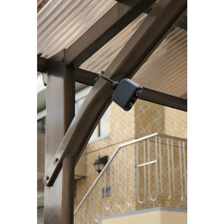 配線なしどこでも取り付けセンサーカメラ 【送料込み】 #4954849470004 flife