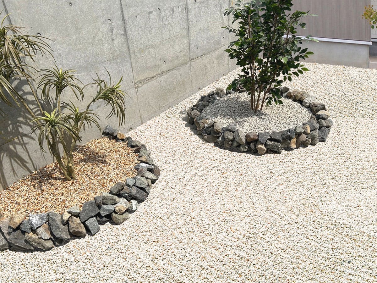 化粧砂利 白川砂 美濃 白川砂利 2分 約3mm-5mm 20kg みかげ 御影 砂利