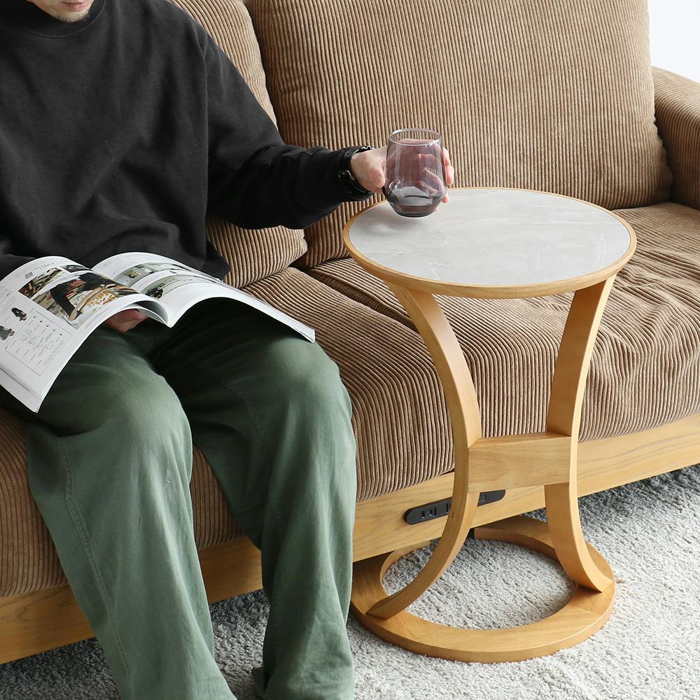 スタイリッシュで機能的なサイドテーブル sidetable(LOTUS
