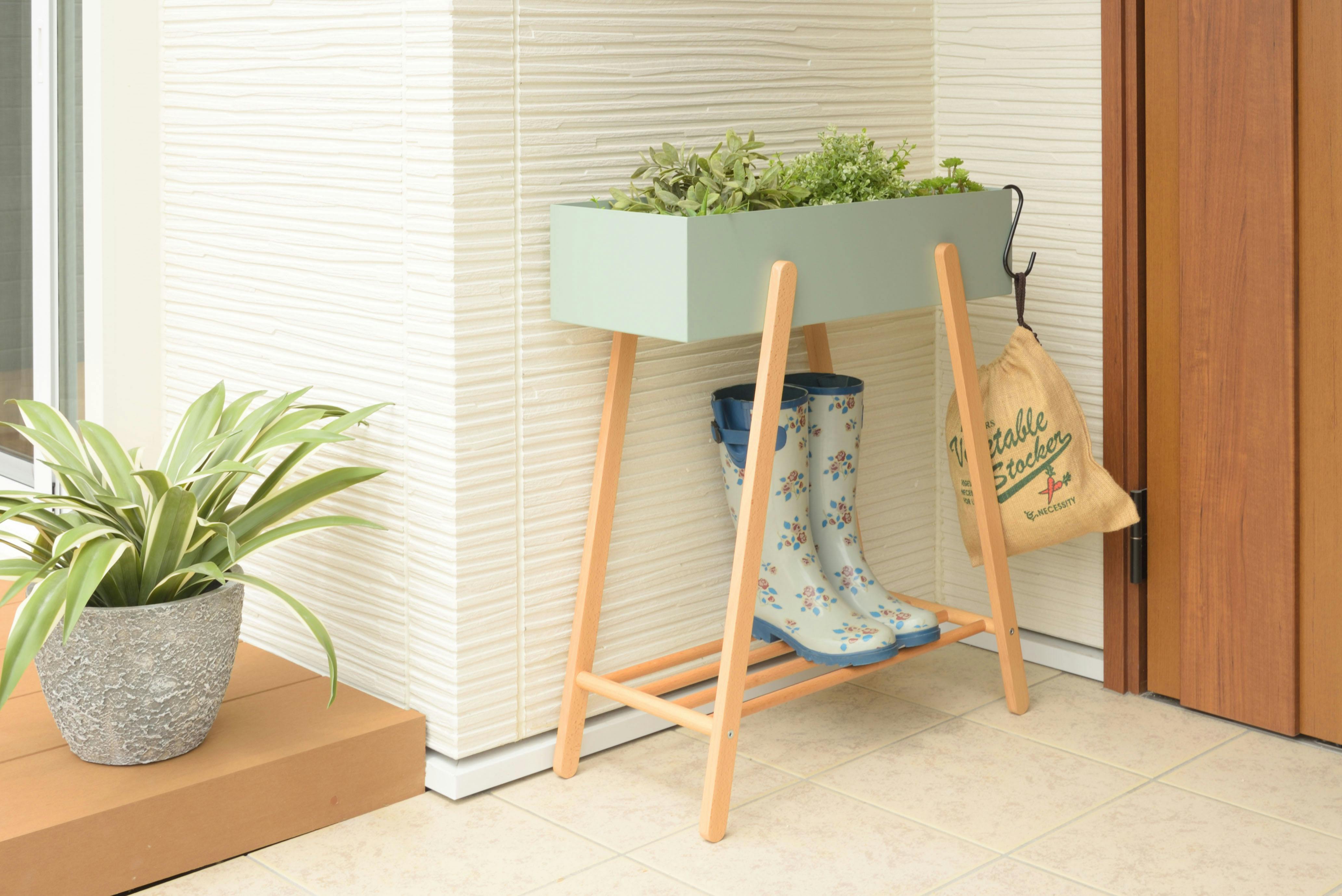 プランタースタンド ／色：グリーン ／ 幅60.5×奥行28×高さ72.5cm